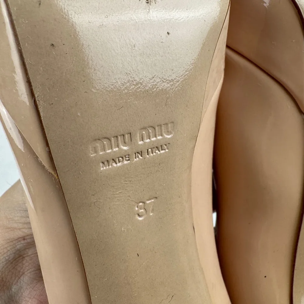 Miu Miu Womens Nude Beige Patent Leather Peep Toe Platform Bow‎ Heels Size 37